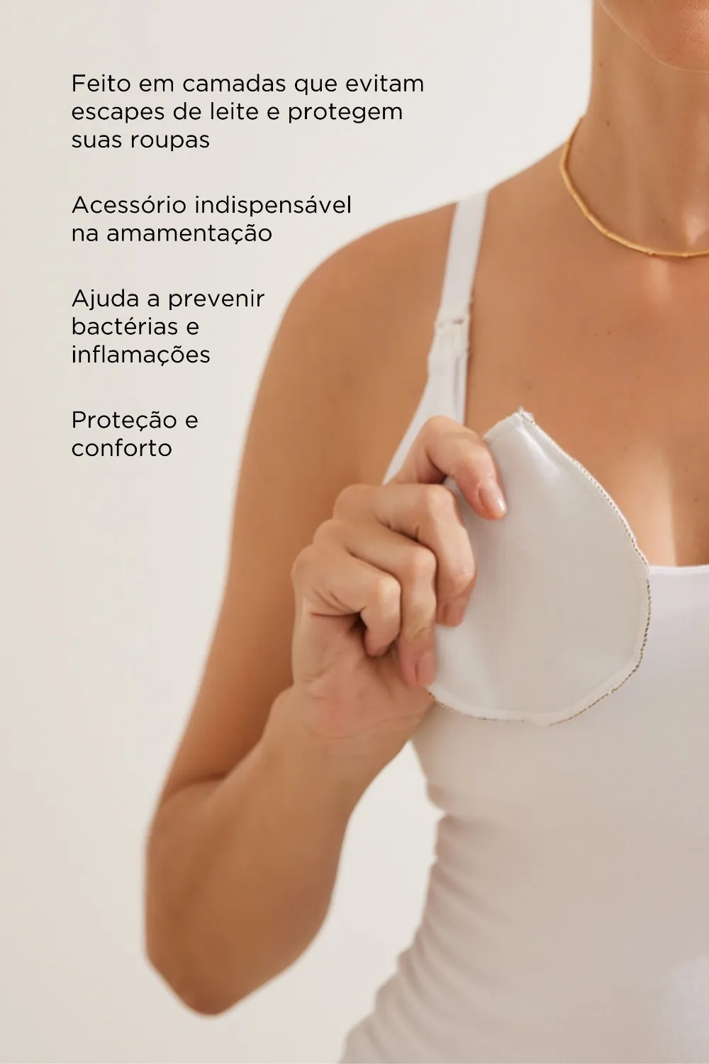 Absorvente reutilizável para seios usado para conter vazamento de leite materno