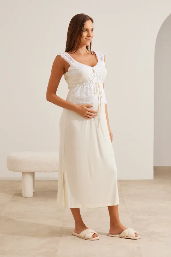 Camisola para gestante longa branca com renda no busto, ideal para maternidade e ensaio de gestante